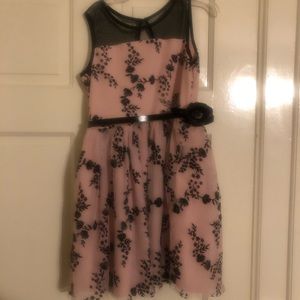 Girls lace and tulle dress